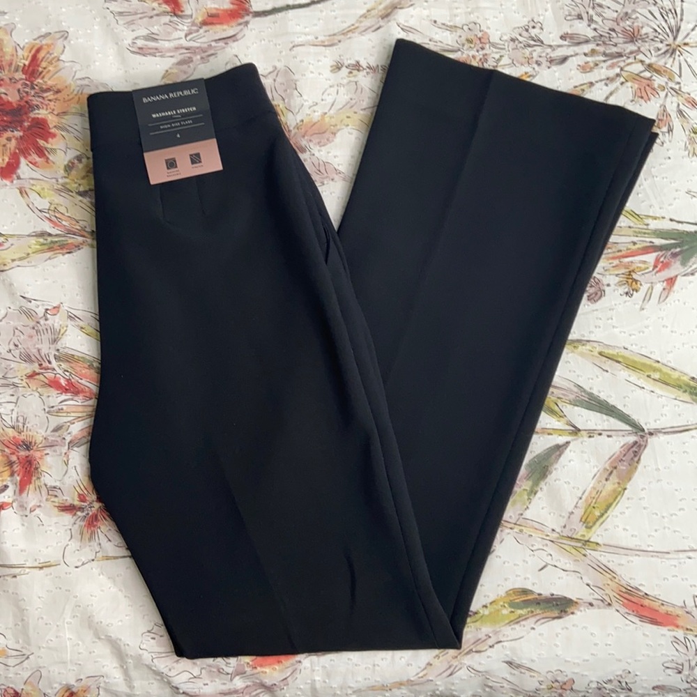 Banana Republic High Rise Flare sz 4 Black Pants